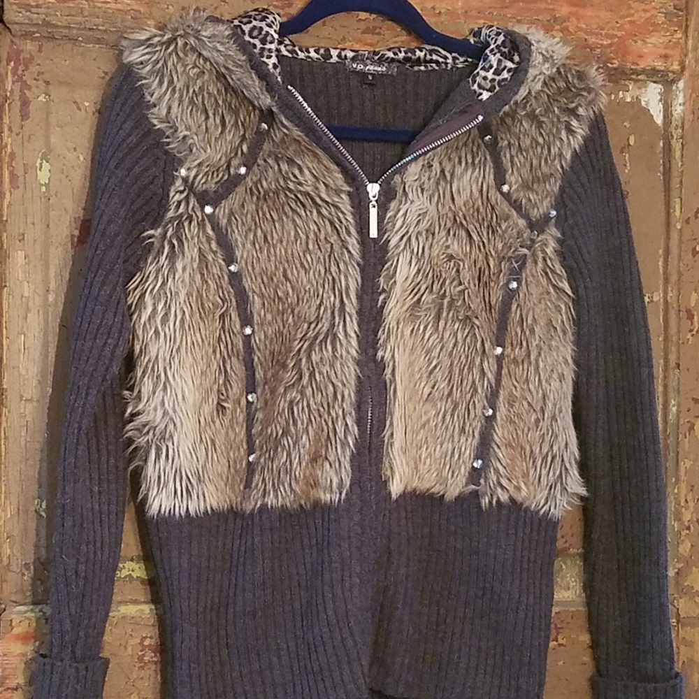 Fur trimmed hoodie